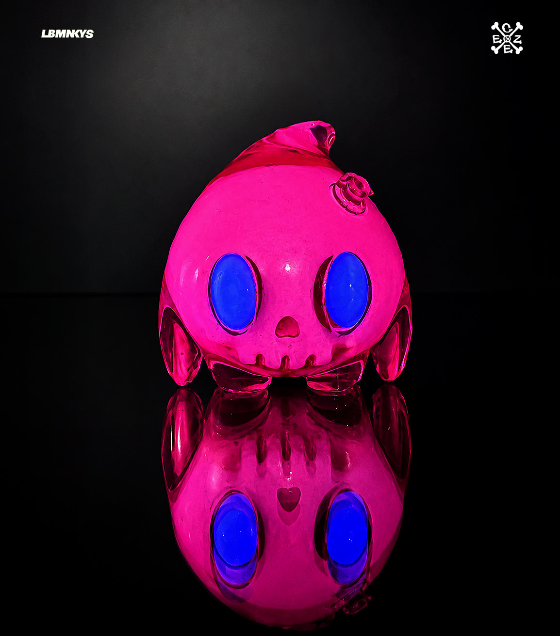 ''Pink Skull''  CZEE13 × LABMONKEYS ''LE 20''